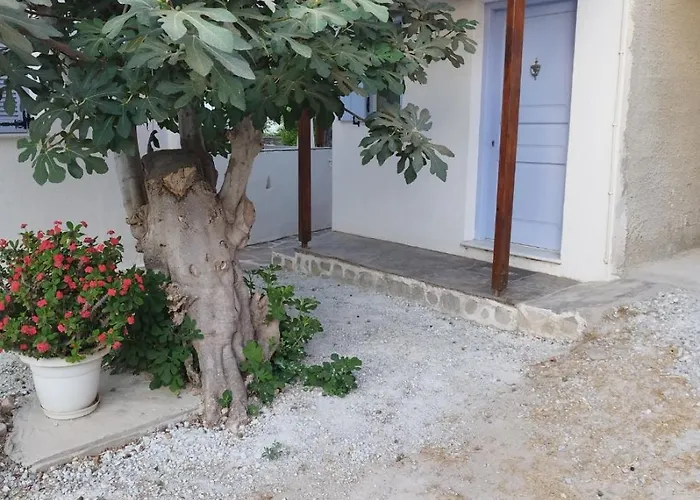 Iro's Cute House شقة