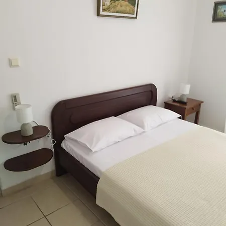 Iro's Cute House Apartment