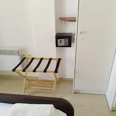 Cute Cycladic House In Parikia *