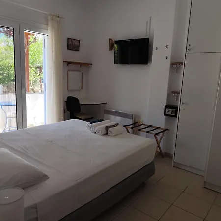 Iro's Cute House Apartment